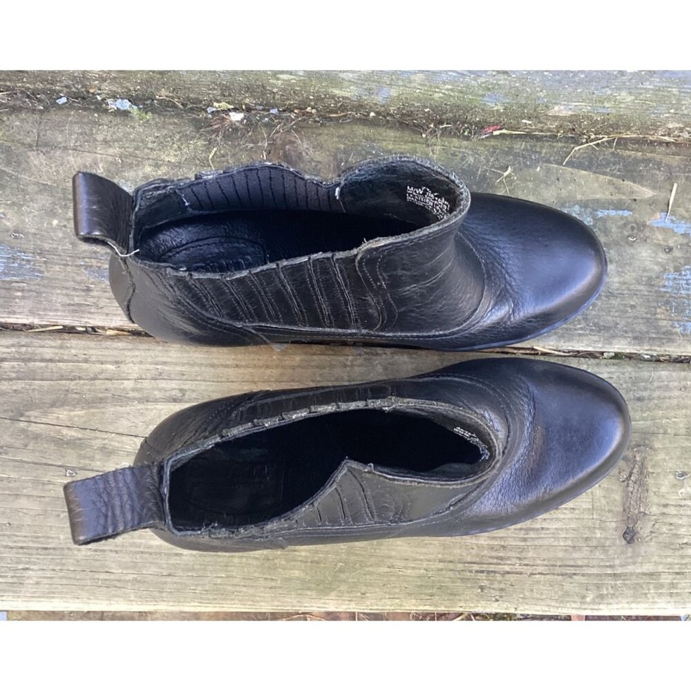 Born Black LeatherChelsea Ankle Boots Block Heel 3” 3/4” Platform US 7.5 EU 38.5 - Picture 6 of 8